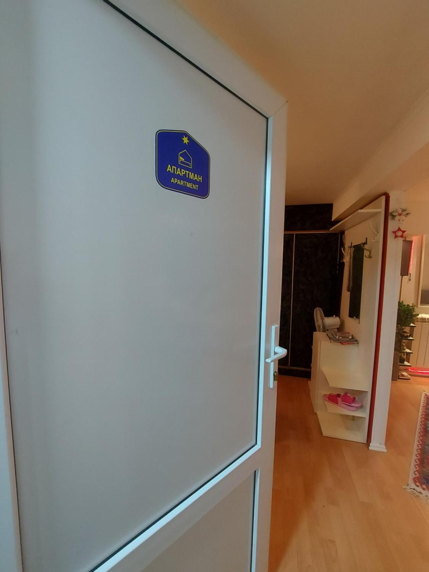 Glorry M Apartment Belgrad Exterior foto