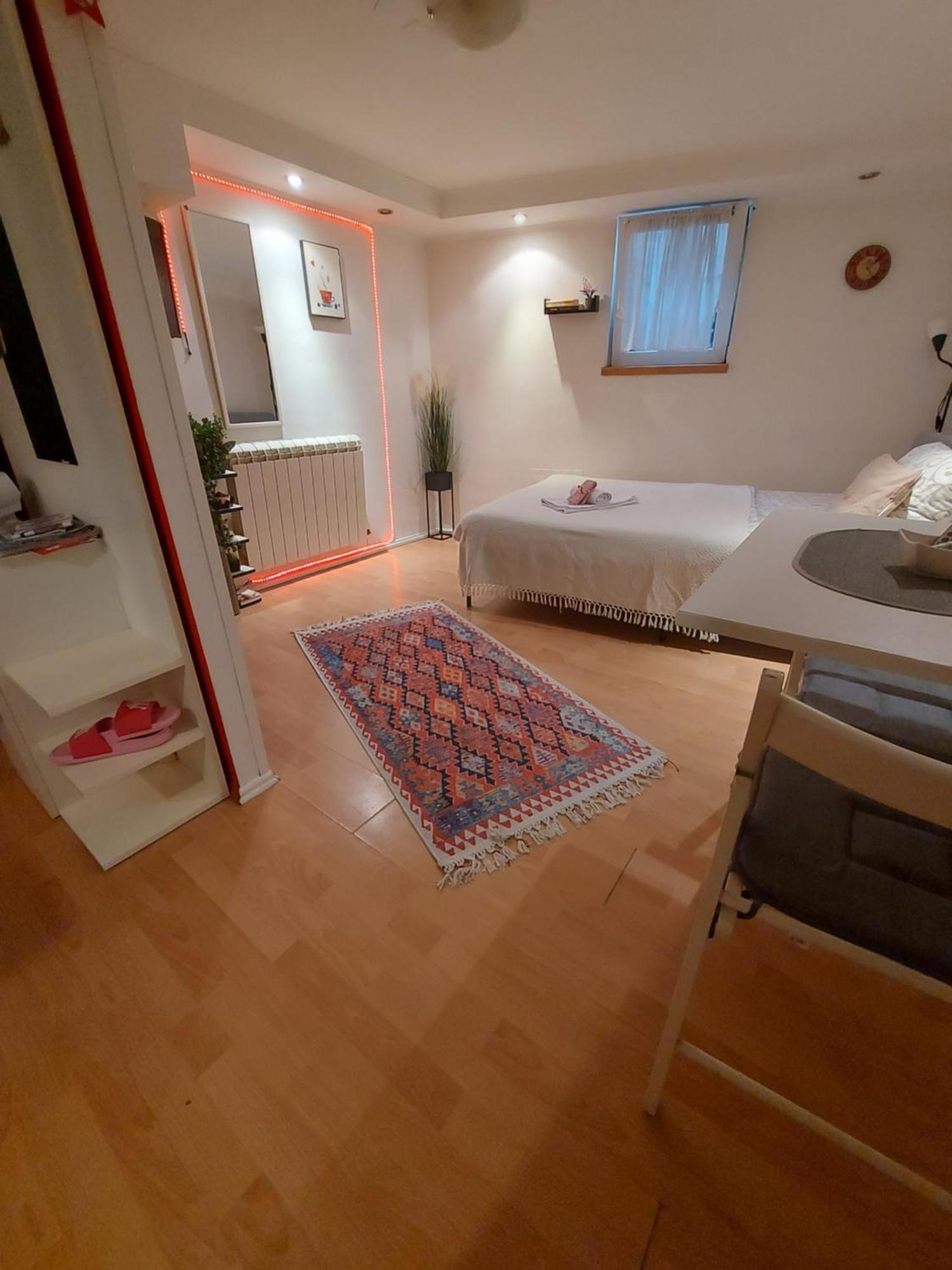 Glorry M Apartment Belgrad Exterior foto