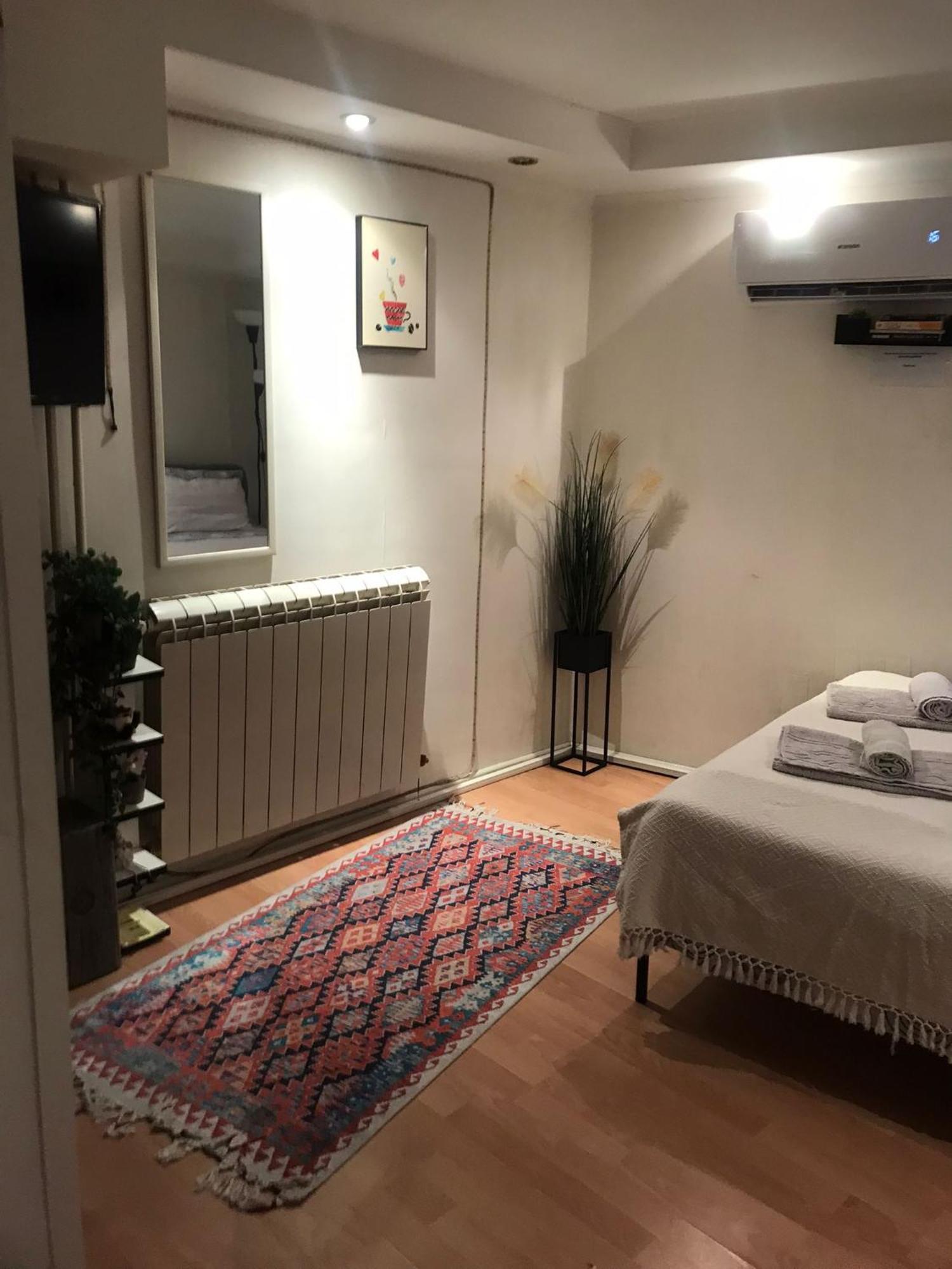 Glorry M Apartment Belgrad Exterior foto